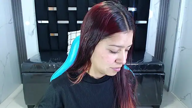 Sophirose a online show from March 6, 12:01 pm