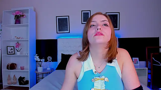 DellaRows online show from March 2, 2:13 pm