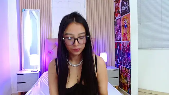 Crowm le online show from March 31, 3:56 pm