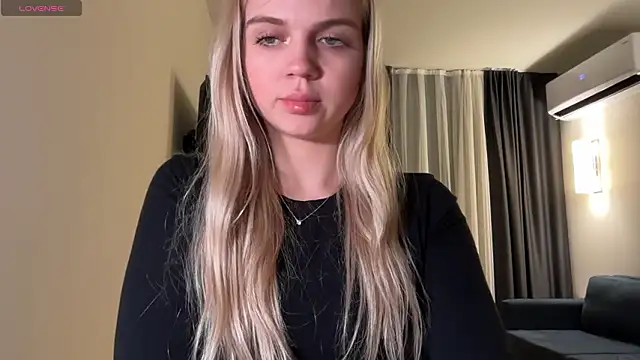 AlexaDeviliciouss online show from March 18, 8:34 pm