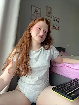 gingerlatte online show from May 12, 9:06 am