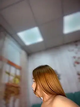 CyberMiaXXX online show from April 2, 9:56 pm