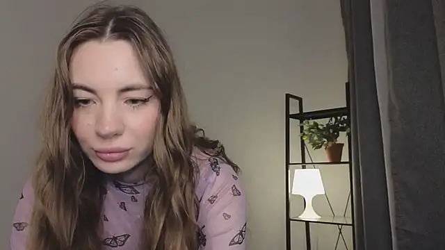 EmilyRidd online show from March 23, 5:22 am