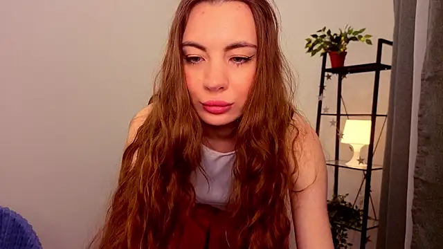 EmilyRidd online show from March 28, 5:18 am