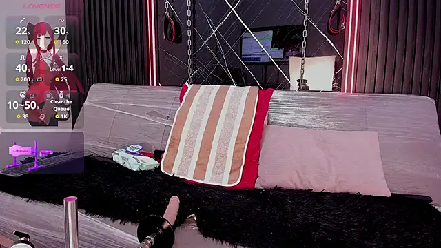 Megan Duskk online show from April 15, 1:07 pm