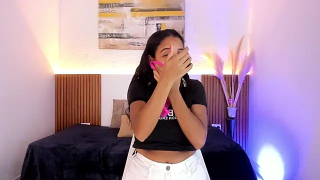Tiana Glow2 online show from June 25, 8:24 pm