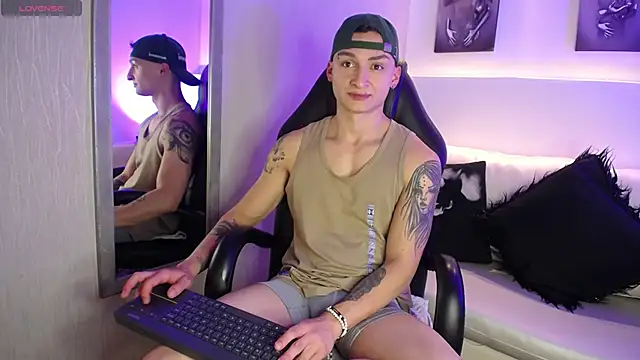 DIEGO JONES online show from April 2, 1:09 pm