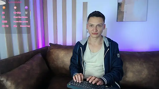 DIEGO JONES online show from June 9, 1:23 pm