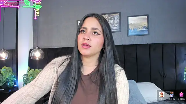 Snapshot of alejandra__garcia chatting on July 14, 3:22 am alejandra garcia online show from July 14, 3:22 am