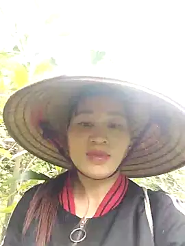 Lilinn  online show from March 23, 3:43 am