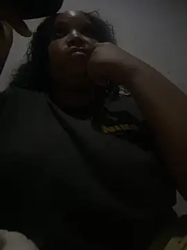 friendlybitch22 online show from June 12, 5:01 pm