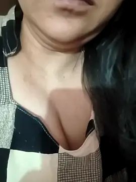 Snapshot of MUSKAN_786786- chatting on March 2, 7:26 am MUSKAN 786786- online show from March 2, 7:26 am