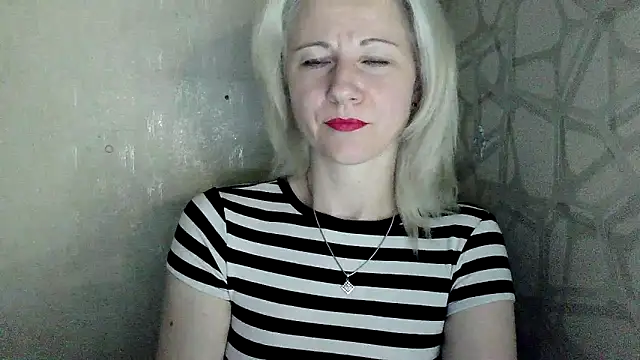 Katerina-Kissa online show from May 22, 8:14 pm