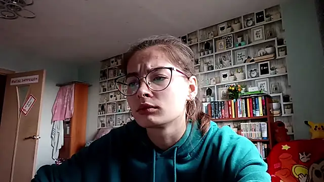 JInaMillsap online show from April 15, 6:09 am