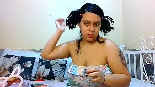 Snapshot of Athenasnew chatting on July 5, 5:53 pm Athenasnew online show from July 5, 5:53 pm