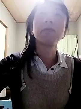 mako7612 online show from March 17, 4:21 pm