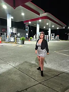 maleja smmith online show from April 11, 5:23 am