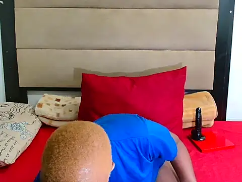 SpicyKittyxxx online show from April 13, 5:35 am