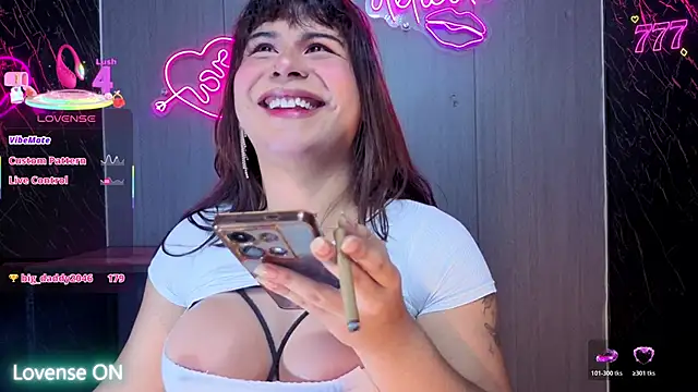 annacraigsense online show from April 18, 10:08 am