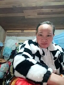 Snapshot of Boppi-chu chatting on March 4, 6:19 am Boppi-chu online show from March 4, 6:19 am