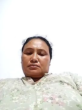 Snapshot of Rashi_bhabi chatting on July 7, 3:27 pm Rashi bhabi online show from July 7, 3:27 pm
