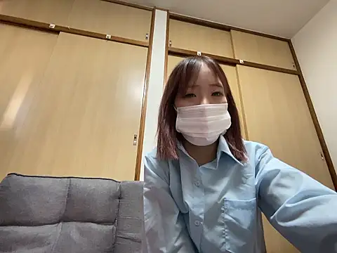 airi-ai0302 online show from April 8, 7:30 am