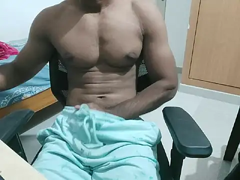 kratosTheHunk online show from June 13, 6:06 pm