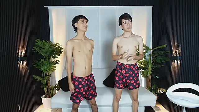 Snapshot of Partyhot_cum chatting on March 2, 8:15 pm Partyhot cum online show from March 2, 8:15 pm