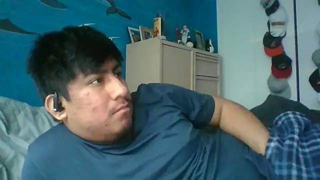 aloking2004 online show from March 15, 10:49 pm