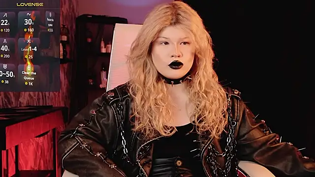 LilithNlsn online show from March 23, 8:13 pm