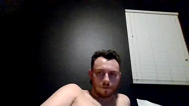 TallHungandCloudy69 online show from May 26, 6:31 am