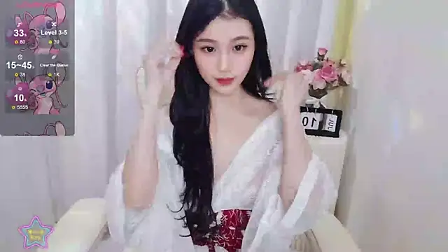 Snapshot of Mia_168 chatting on July 10, 12:37 am Mia 168 online show from July 10, 12:37 am