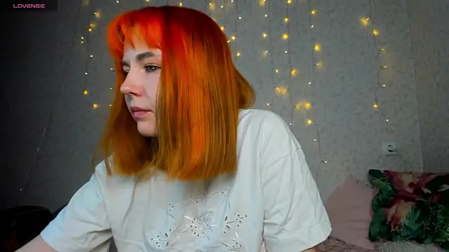 SweetsforLily online show from April 2, 12:03 pm