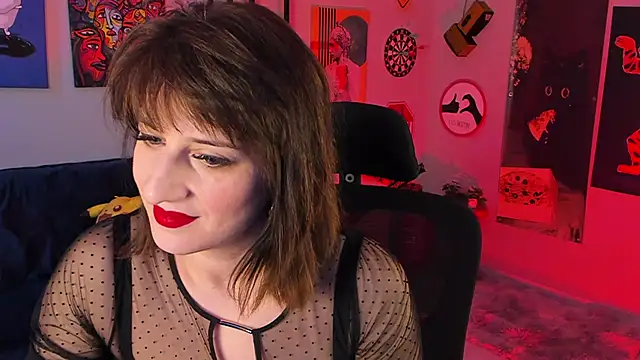 EmmaWheelers online show from March 23, 11:58 am