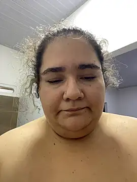 Snapshot of marianacooper12 chatting on March 6, 12:29 am marianacooper12 online show from March 6, 12:29 am