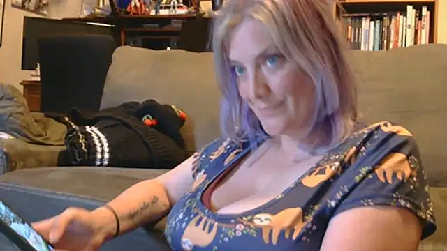 MistyMountains96 online show from May 5, 2:30 am