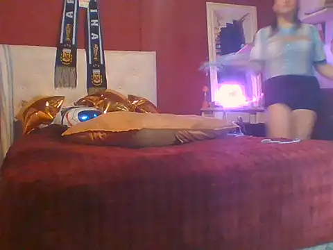Snapshot of Jime_Love7777 chatting on July 18, 8:23 pm Jime Love7777 online show from July 18, 8:23 pm