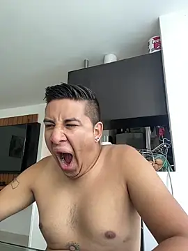 Sneyd10 online show from March 11, 5:08 pm