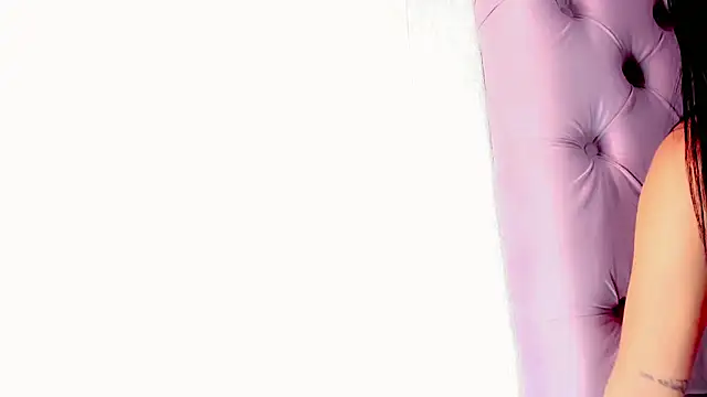 MarguiePonds online show from April 10, 7:40 pm