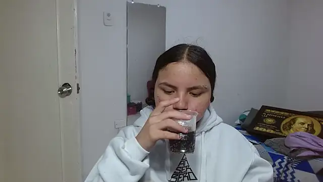 kimmyfuckass online show from July 11, 1:36 pm