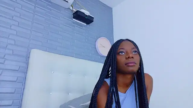 pervert shydoll1 online show from May 22, 11:32 pm