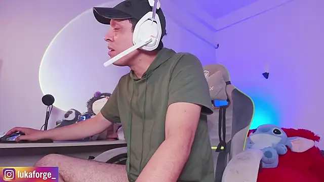 Lukaforge online show from April 25, 10:29 pm