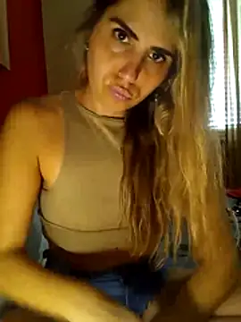 Emilyvuxa online show from March 12, 7:36 am