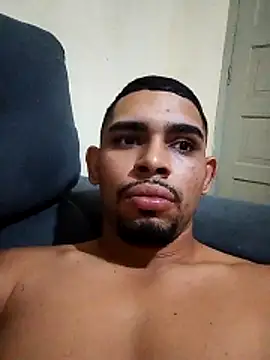 Snapshot of hugoafricano chatting on March 3, 5:19 pm hugoafricano online show from March 3, 5:19 pm