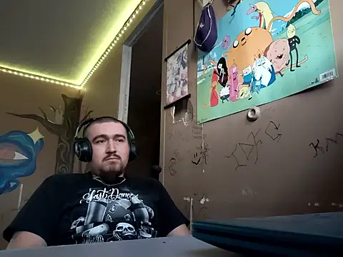 XSnowFlakeX15 online show from May 19, 2:07 am