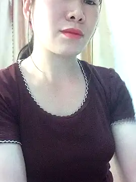 Snapshot of Bondgirl_9 chatting on March 22, 7:12 am Bondgirl 9 online show from March 22, 7:12 am