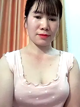 Bondgirl 9 online show from May 16, 6:21 am