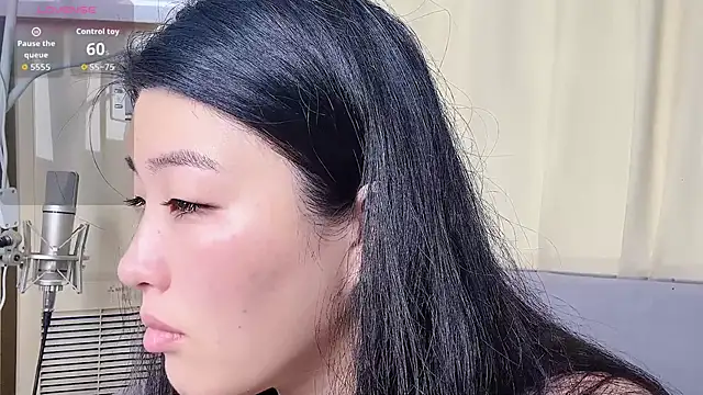 Tavie1744 online show from April 9, 11:43 pm