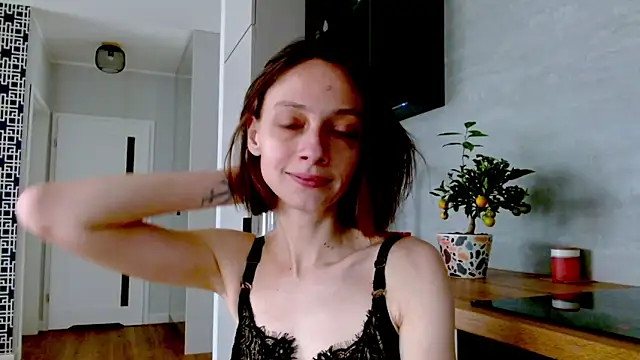 Snapshot of misssweet chatting on June 4, 9:48 am misssweet online show from June 4, 9:48 am