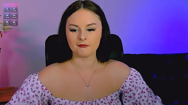 miss courtney  online show from June 15, 8:16 am